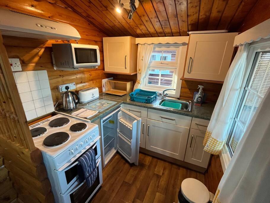 Snowdonia Escape Villa Trawsfynydd ภายนอก รูปภาพ
